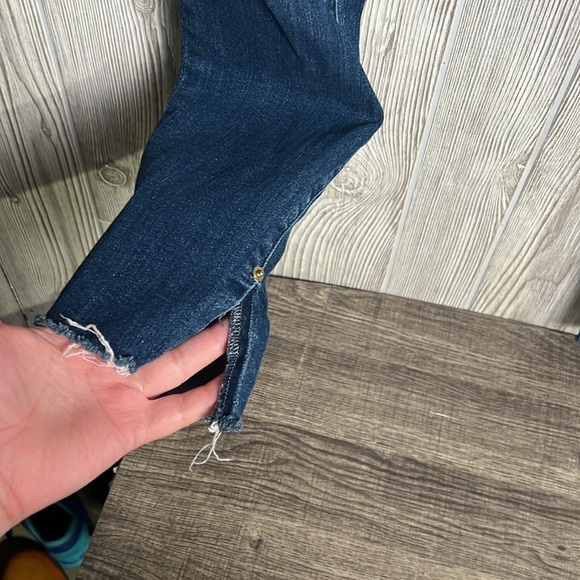 Women’s Frame Denim Jean Size 28 Le High Skinny Raw Hem Distressed dark wash - Picture 3 of 7